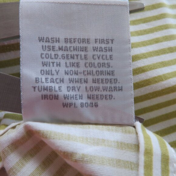 Martha Stewart Collection Standard Pillowcases Set of 2 Green Floral Bird Print - Picture 8 of 8